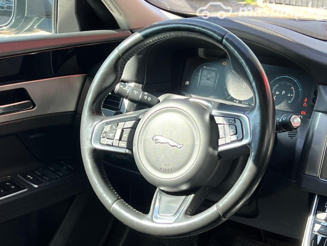 Jaguar XF II 2.0, 2017 Bishkek - photo 14