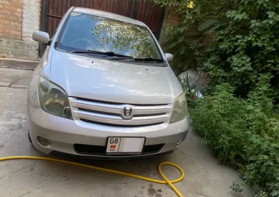 Toyota Ist 2002 года Bishkek