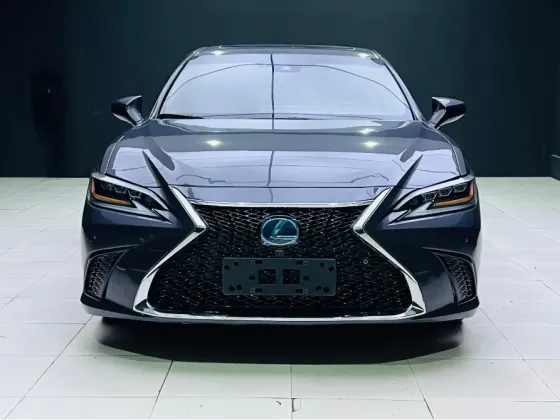 Lexus Es300H 2023 F Sport Edition Gray Бишкек