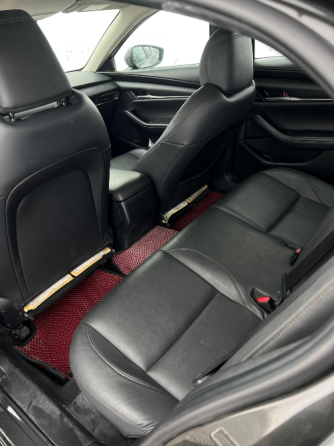 Продаю Срочно! Нужны деньги! Торг уместен! Mazda 3 2021 г Кант