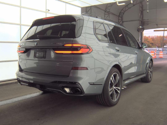 Bmw X7 xDrive40i M Sport 2023 Бишкек