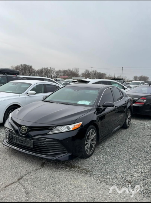 Продаю Toyota Camry 70 Xle 2018 года Бишкек - изображение 2