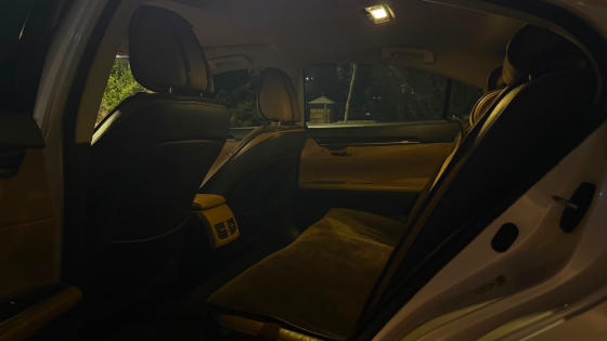 Продается Lexus ES Год выпуска: 2017 Пробег: 170.000 km Кузов: седан Цвет: Белый Топливо: гибрид М Бишкек