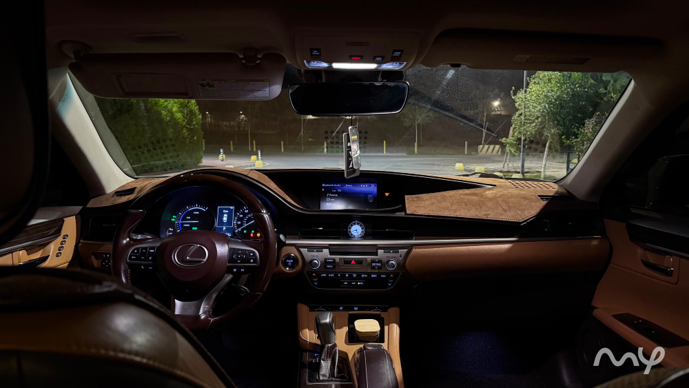 Продается Lexus ES Год выпуска: 2017 Пробег: 170.000 km Кузов: седан Цвет: Белый Топливо: гибрид М Бишкек - изображение 3