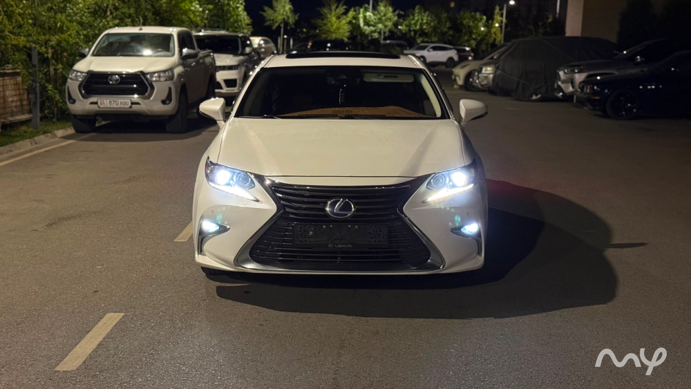 Продается Lexus ES Год выпуска: 2017 Пробег: 170.000 km Кузов: седан Цвет: Белый Топливо: гибрид М Бишкек - изображение 8