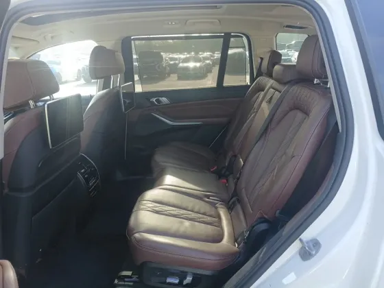 Продаю Bmw X7 Bishkek