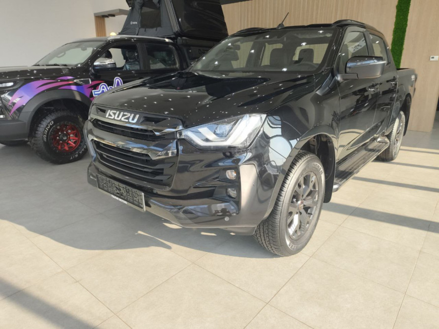 Isuzu D-Max III 3.0 Полная, 2024 Бишкек - изображение 1