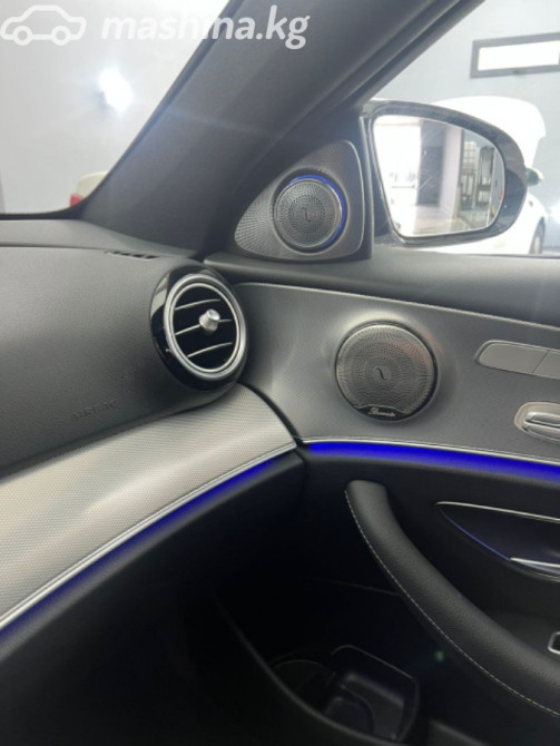 Mercedes-Benz E-Класс V (W213, S213, C238) Рестайлинг 300 2.0, 2020 Бишкек - изображение 6