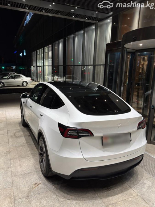 Tesla Model Y I Standard Electro AT (150 кВт), 2023 Бишкек - изображение 7