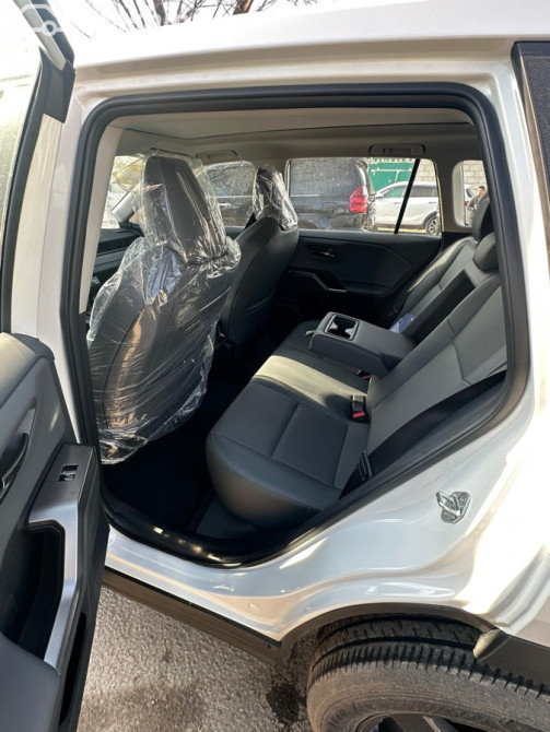 Toyota RAV4 V (XA50) 2.0, 2026 Bishkek - photo 4