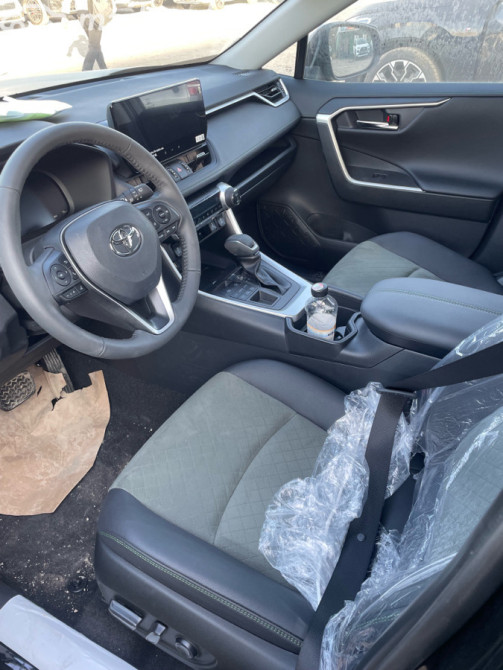 Toyota RAV4 V (XA50) 2.0, 2025 Bishkek - photo 3