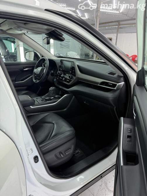 Toyota Highlander III (U50) Рестайлинг 2.0, 2021 Бишкек - изображение 8