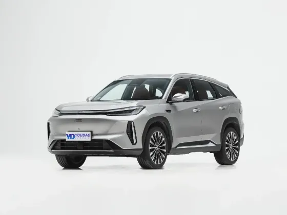 Geely Galaxy M7 Hybrid 2026 года — новый кроссовер, готов к продаже Бишкек