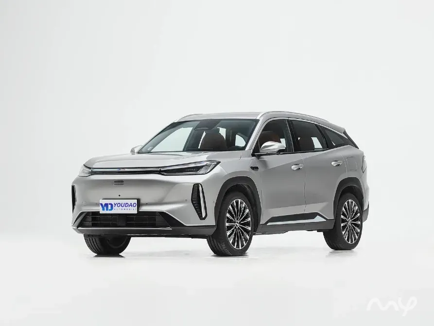 Geely Galaxy M7 Hybrid 2026 года — новый кроссовер, готов к продаже Бишкек - изображение 1