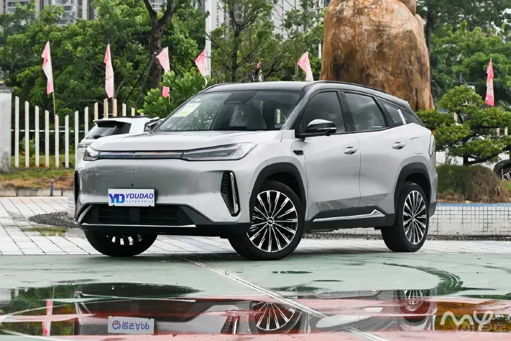 Geely Galaxy M7 — китайский гибрид нового поколения, Бишкек Бишкек - изображение 2