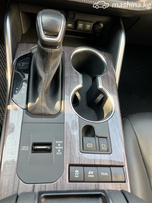 Toyota Highlander IV (U70) 2.5, 2021 Бишкек - изображение 7